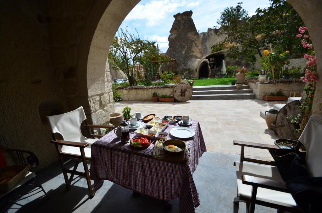 Queen'S Cave Cappadocia Ortahisar Bagian luar foto